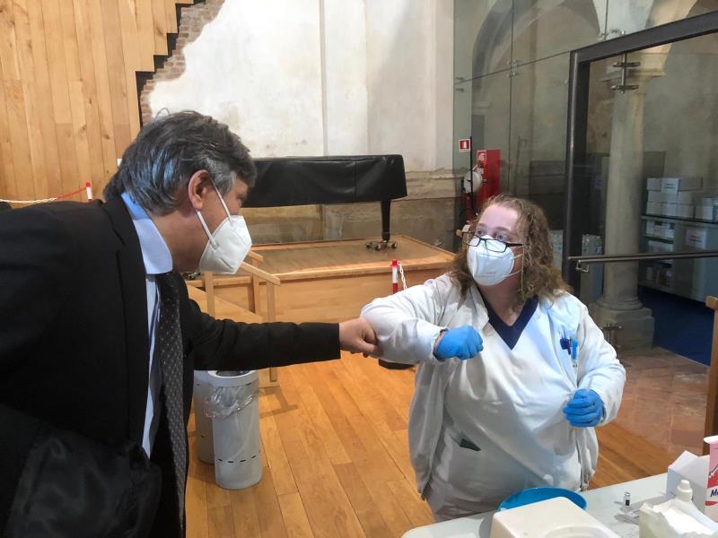 Assessore regionale al centro vaccini di Savigliano