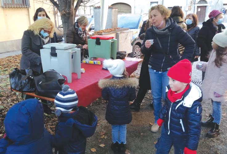 Babbi Natale e auguri in musica