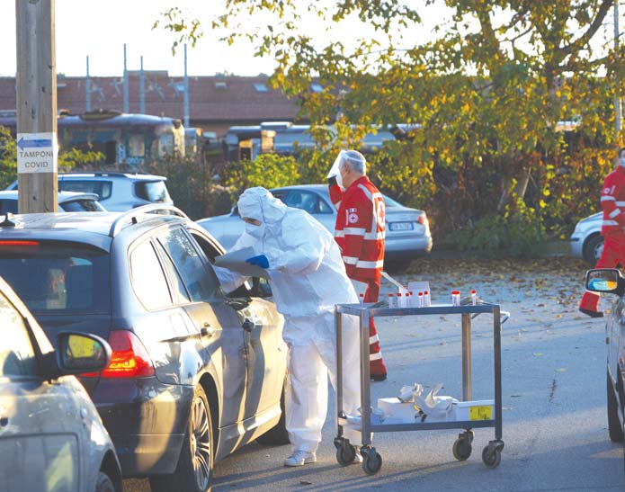 Protezione civile per i tamponi