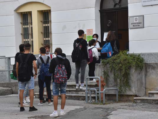 A scuola la professoressa anti-bullismo