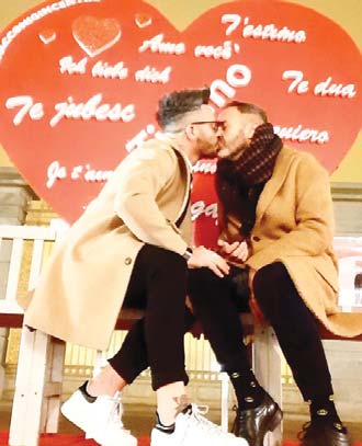 Piero e Giuseppe vincono con 458 like