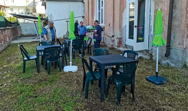 Il Centro culturale ora ha il dehor