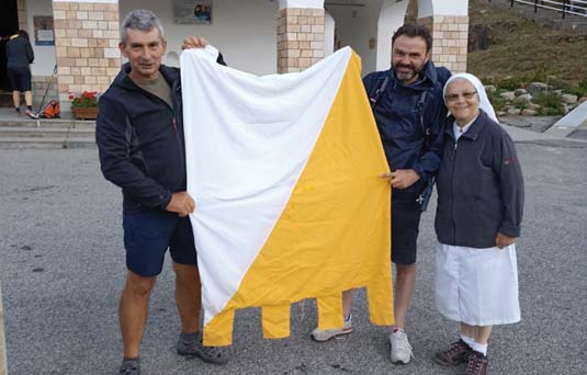 Palio borghi, stilizzati gli antichi vessilli
