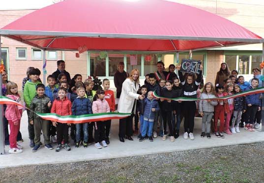 Due aule esterne alle elementari