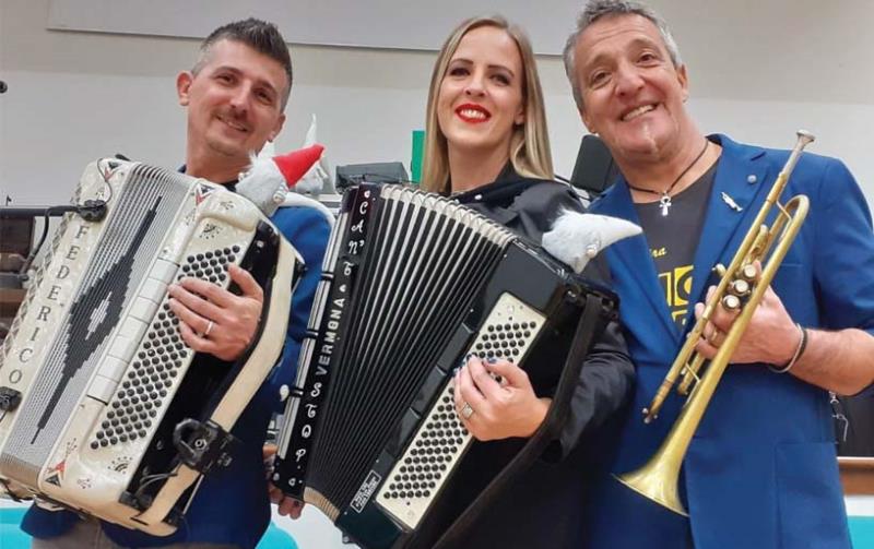 Un trio che fa ballare le sale