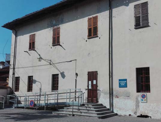 Un altro medico abbandona lo studio