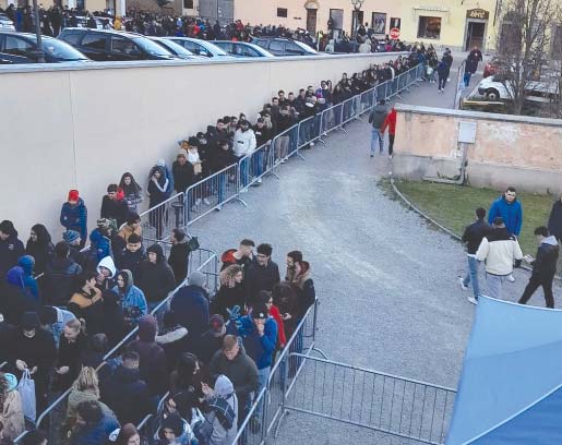 Tutti in coda per la Stradegustando