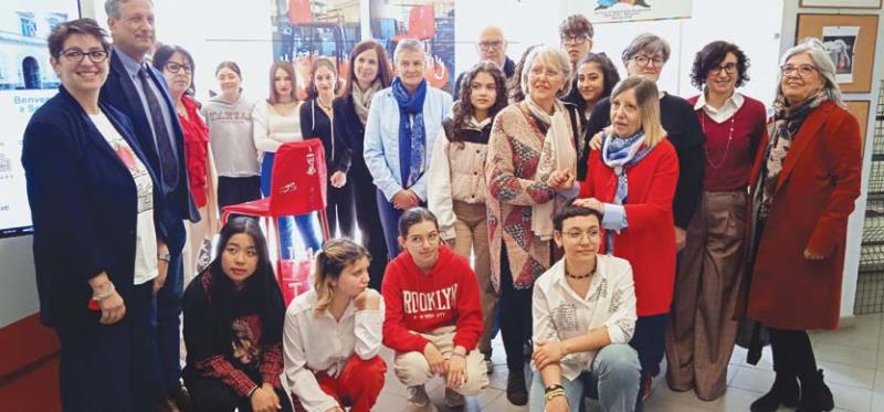 La scuola accanto alle donne maltrattate