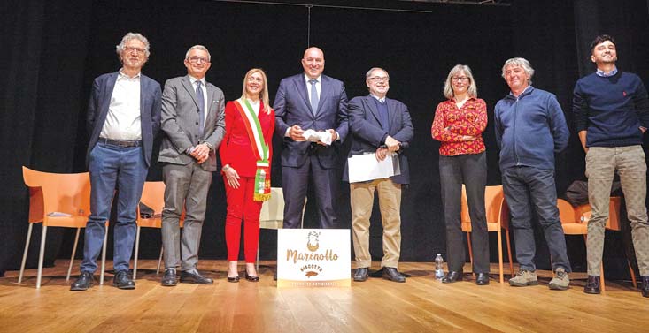 Stradegustando si presenta con il ministro