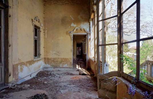 Villa Cayre, si procede 