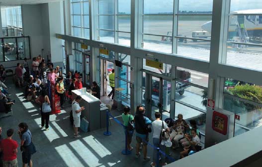 Aeroporto, si guarda alla Capitale