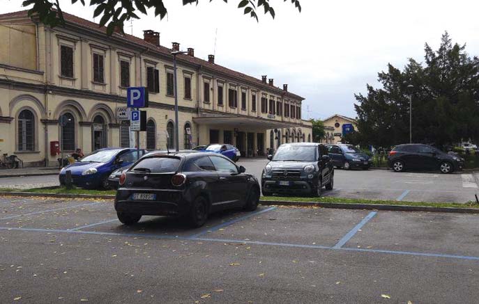 Colpo di vernice ai posteggi