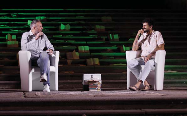 In migliaia al festival letterario