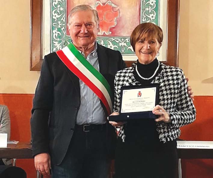 Targa ricordo alla dipendente