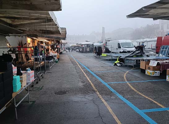 Meno bancarelle, mercati in affanno