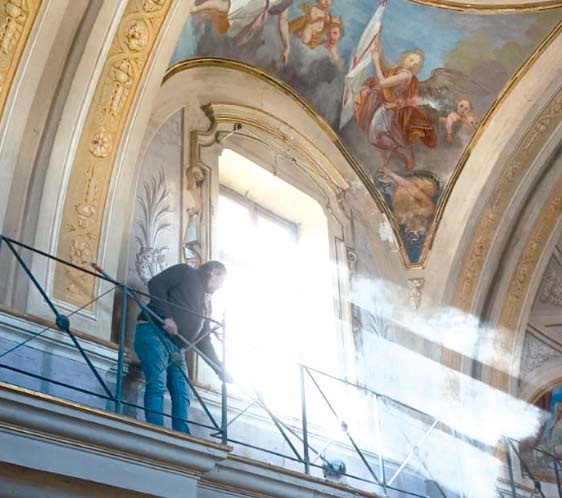 Pulizia nella storica confraternita