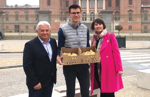 Consegnati i pulcini agli hobbisti