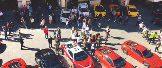 Sfilano le supercars