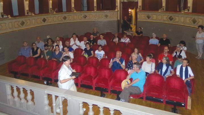 Tour serale alla scoperta del teatro