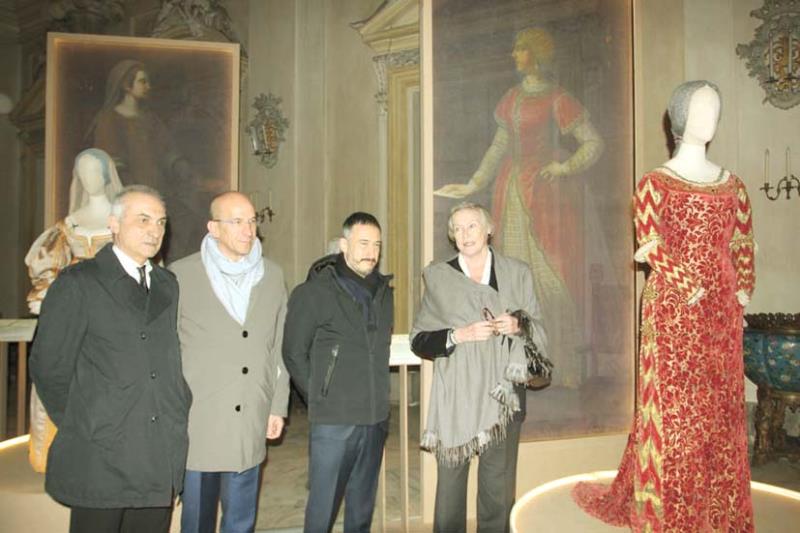 La principessa inaugura la mostra