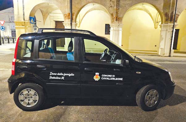 Primi servizi con la Panda solidale