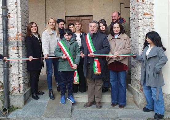Targa in biblioteca in memoria di Paolo