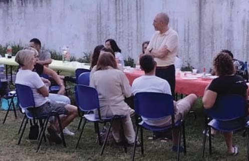 Messa e pranzo per salutare don Mauro