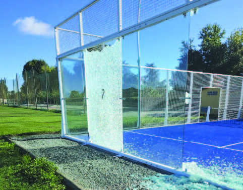 Campi da padel presi di mira dai vandali