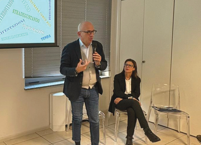 Strategie per trattenere i turisti che arrivano a Racconigi